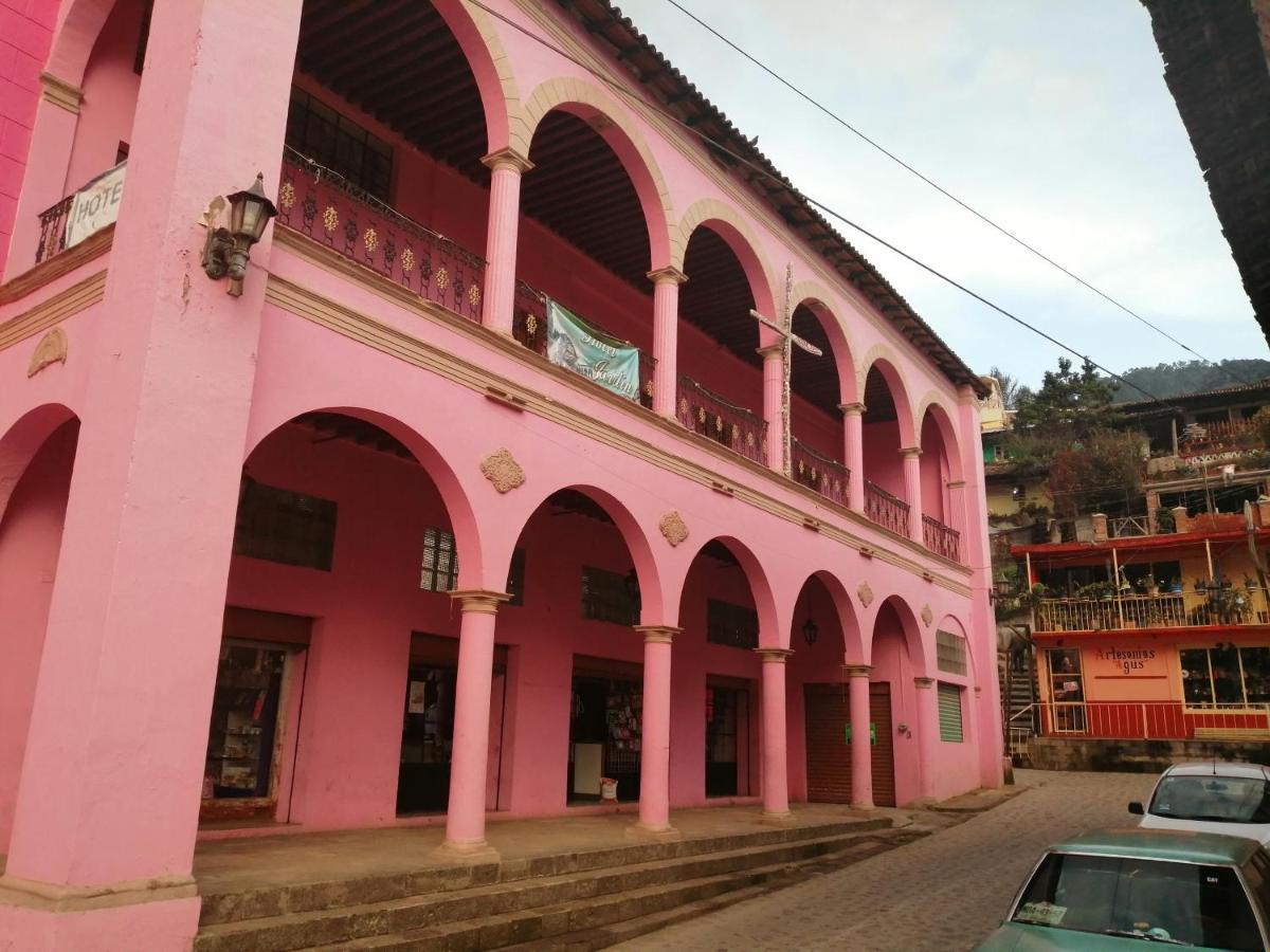 Hotel Jardín Mineral de Angangueo Exteriér fotografie